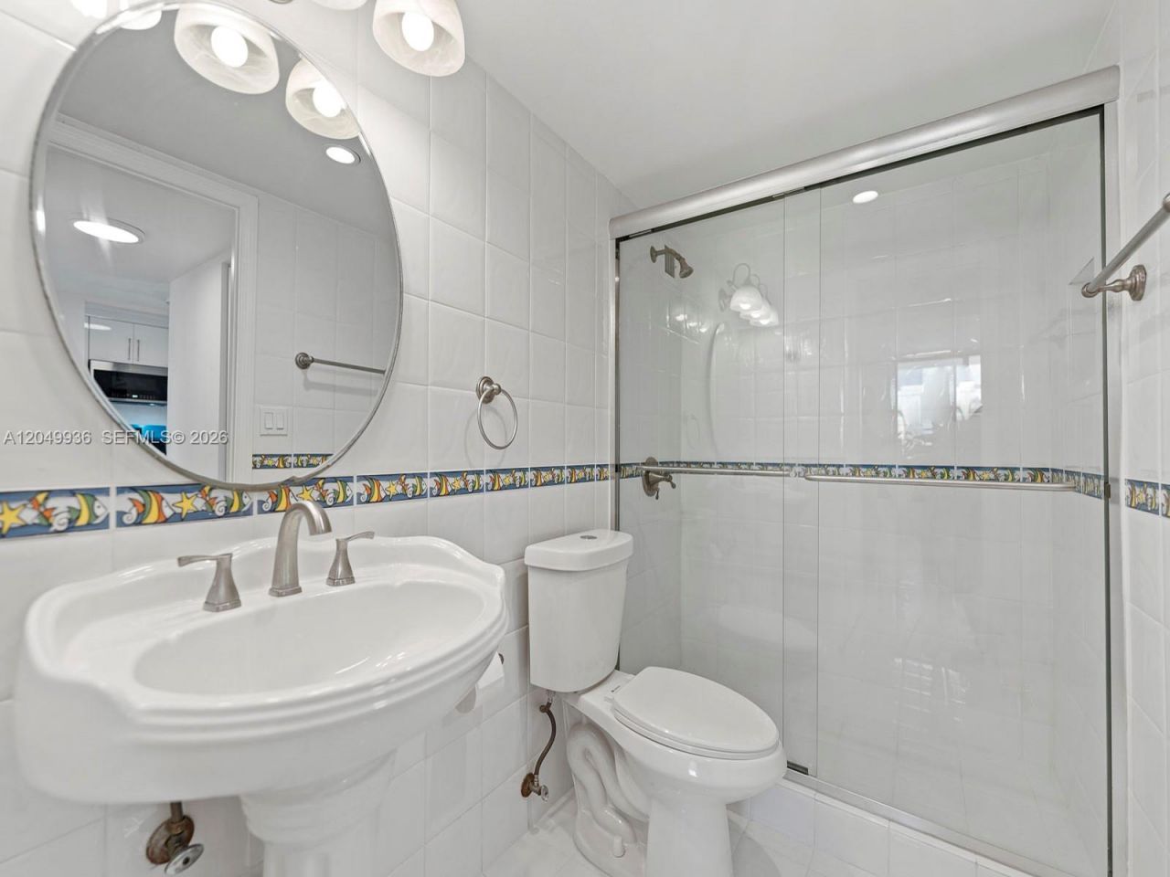401 Ocean Dr , Unit 403, Miami Beach, FL 33139 Photo