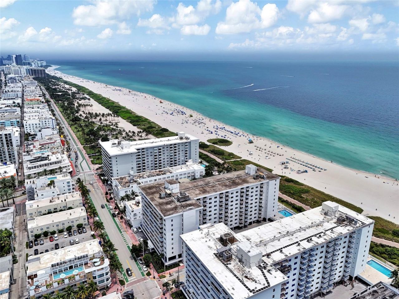 401 Ocean Dr , Unit 403, Miami Beach, FL 33139 Photo
