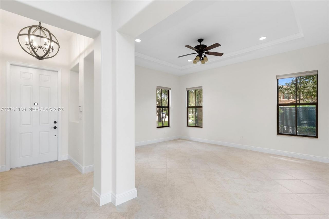 8420 NW 33rd St, Cooper City, FL 33024 Photo