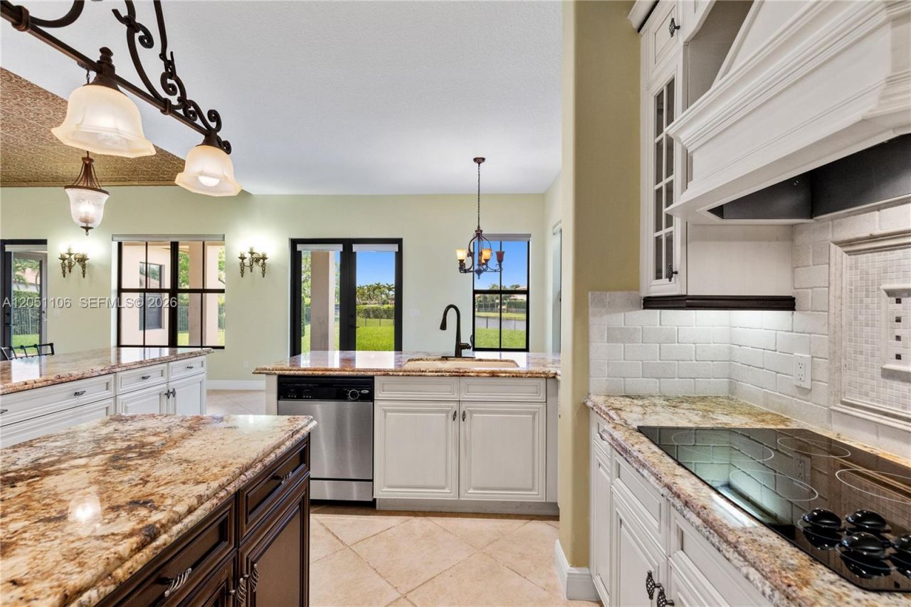 8420 NW 33rd St, Cooper City, FL 33024 Photo