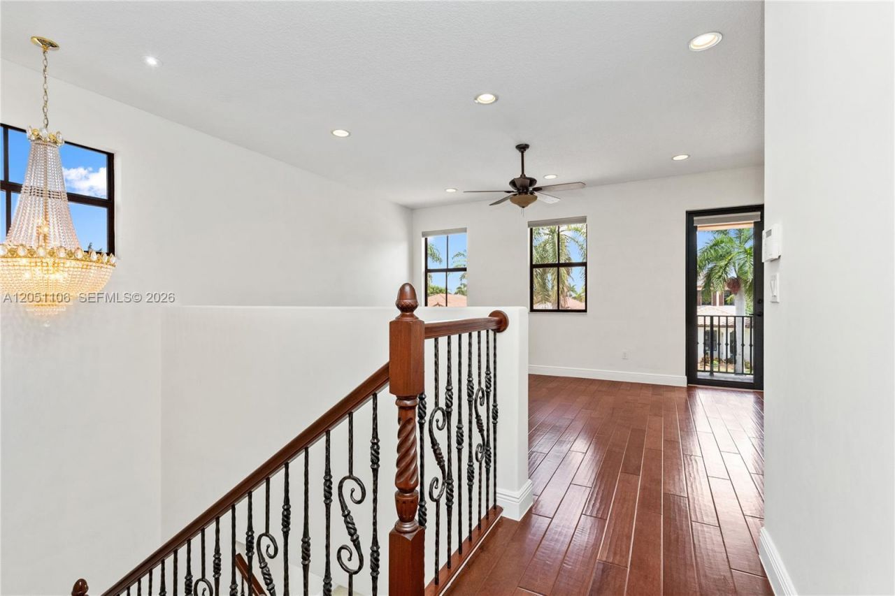 8420 NW 33rd St, Cooper City, FL 33024 Photo