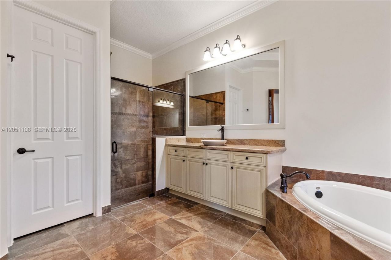 8420 NW 33rd St, Cooper City, FL 33024 Photo