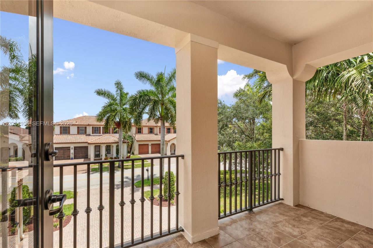 8420 NW 33rd St, Cooper City, FL 33024 Photo