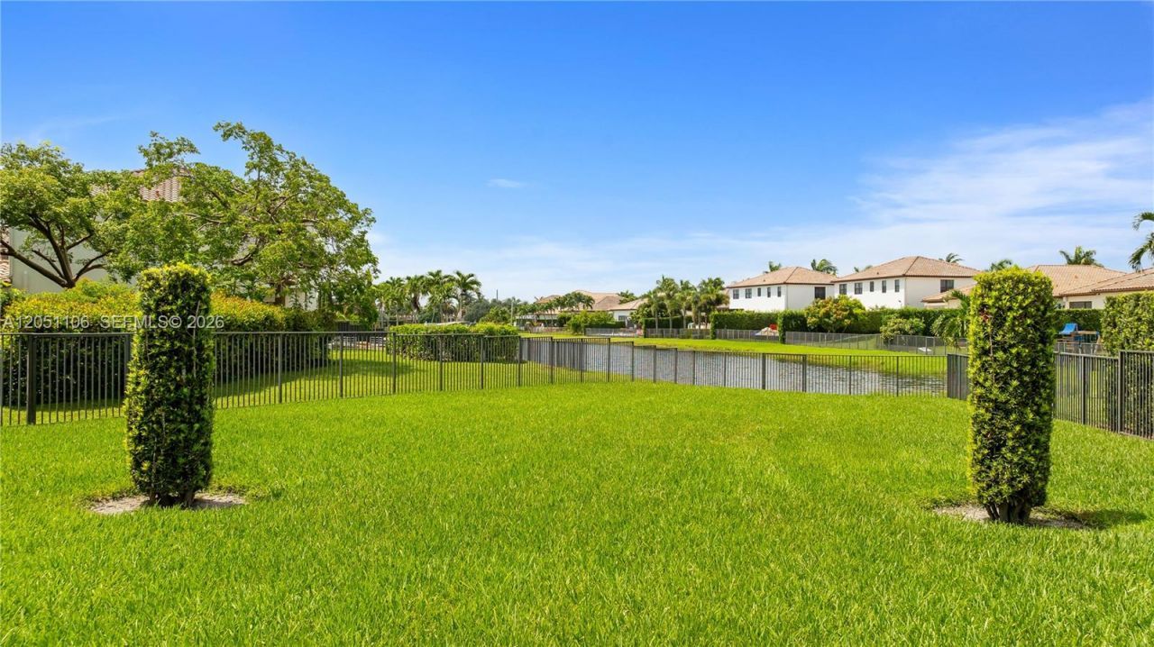 8420 NW 33rd St, Cooper City, FL 33024 Photo