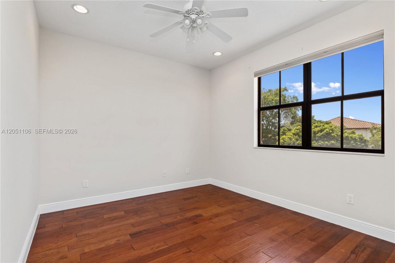 8420 NW 33rd St, Cooper City, FL 33024 Photo