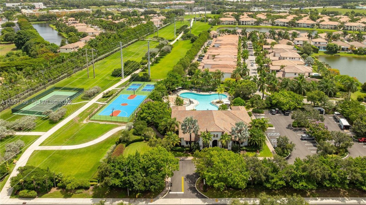 8420 NW 33rd St, Cooper City, FL 33024 Photo