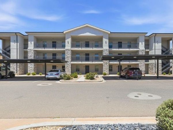 6230 WINDING WAY , Unit G203, Hurricane, UT 84737