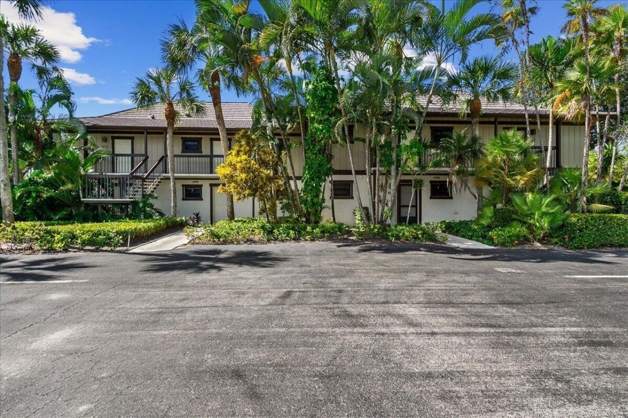 13334 Polo Club Road, Unit 233, Wellington, FL 33414 Photo