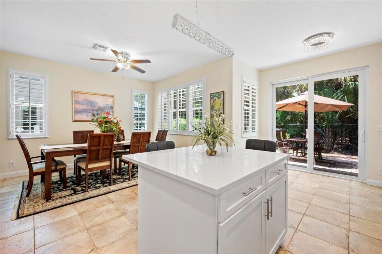 513 Tomahawk Court, Palm Beach Gardens, FL 33410 Photo