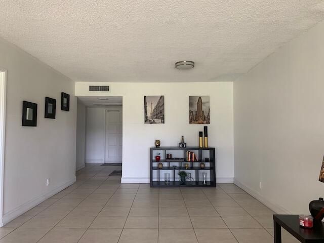 2850 N Palm Aire Drive, Unit 206, Pompano Beach, FL 33069 Photo