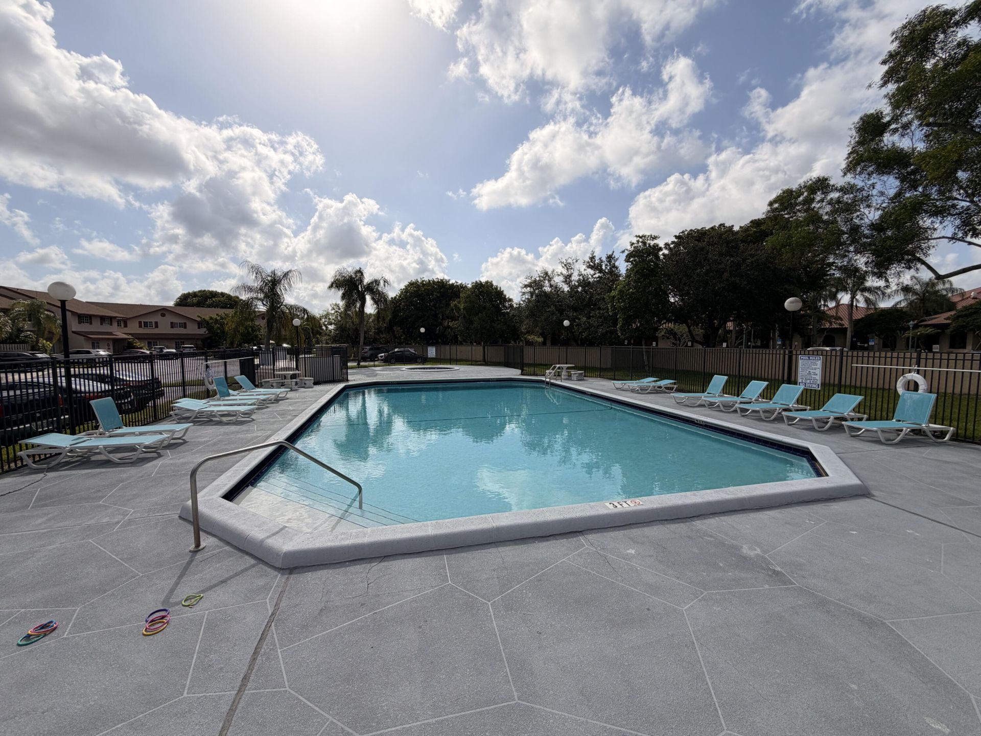 9825 NW 37th Street, Unit 5F, Sunrise, FL 33351 Photo