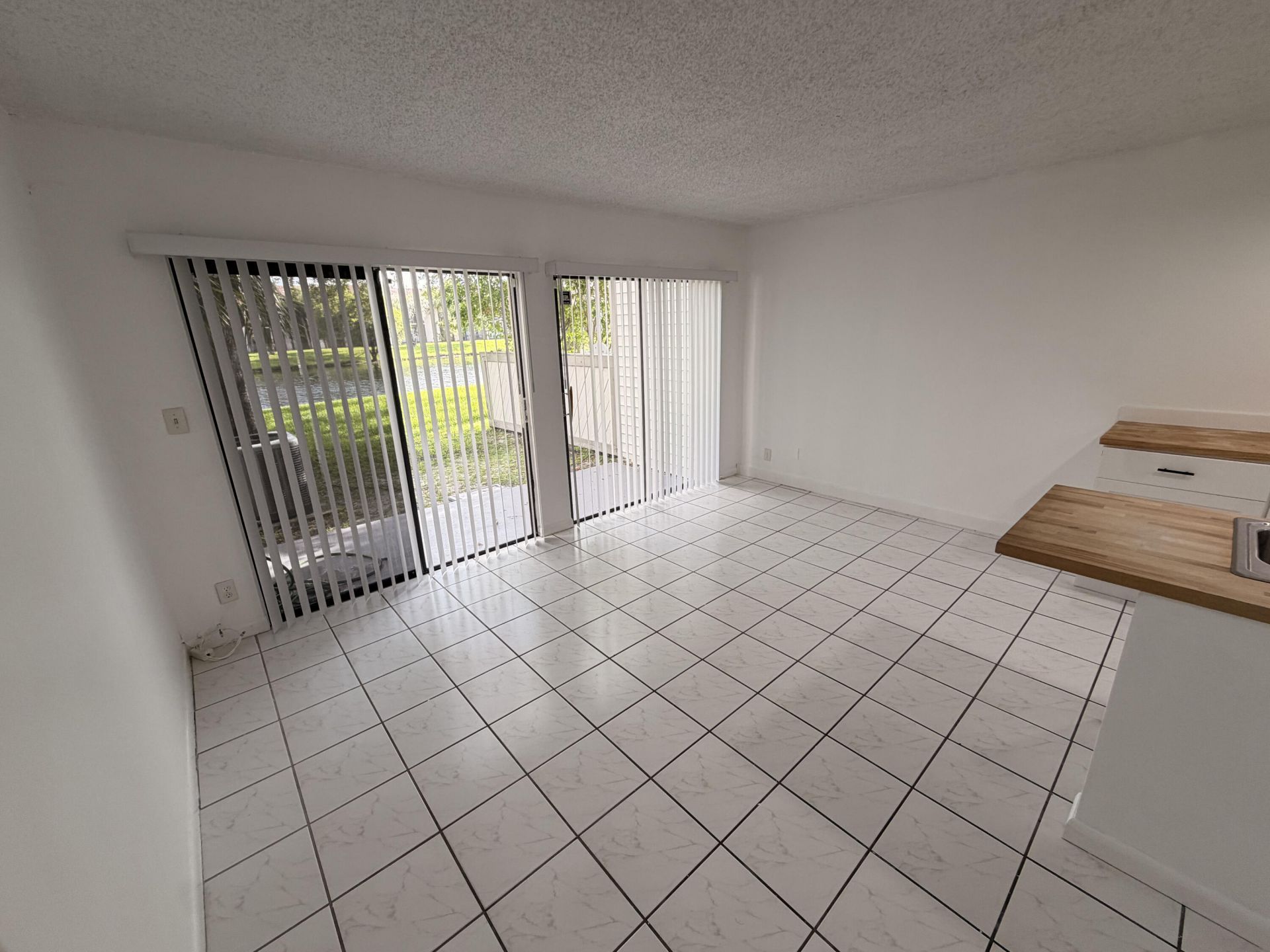 9825 NW 37th Street, Unit 5F, Sunrise, FL 33351 Photo
