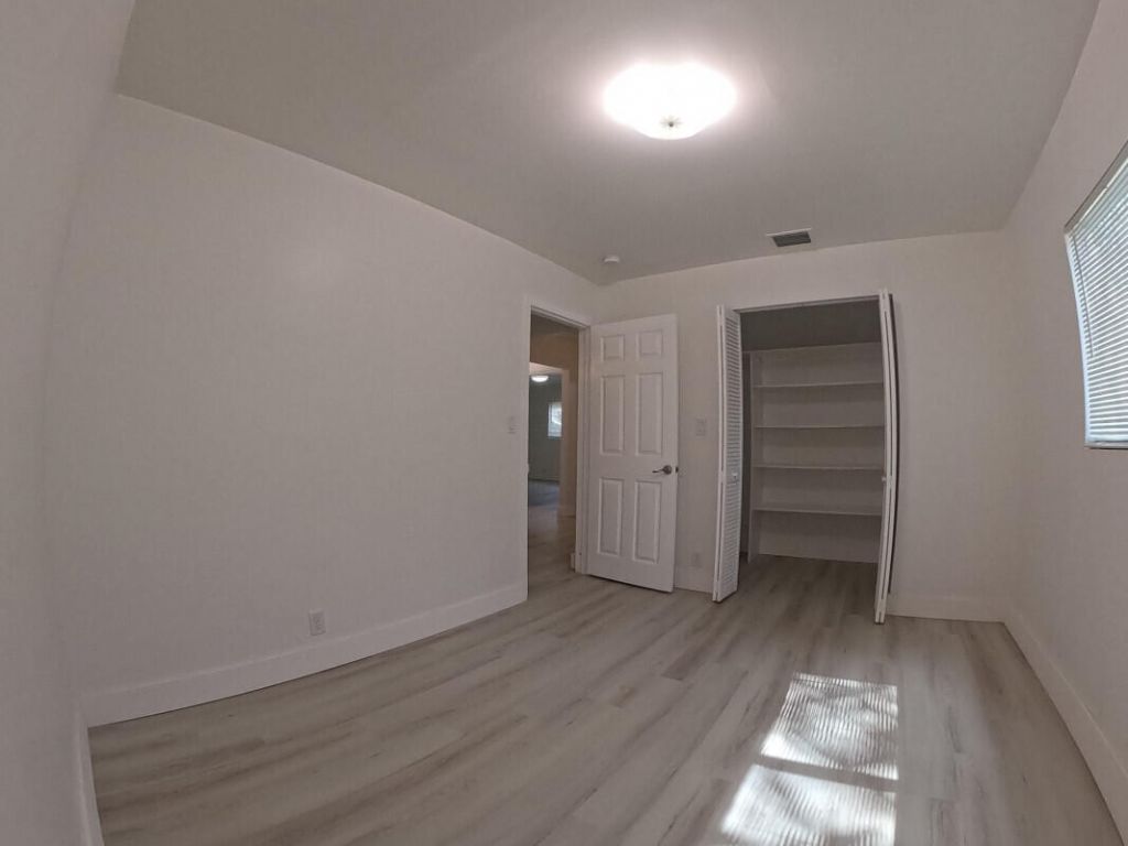 2300 Cleveland Street, Hollywood, FL 33020 Photo
