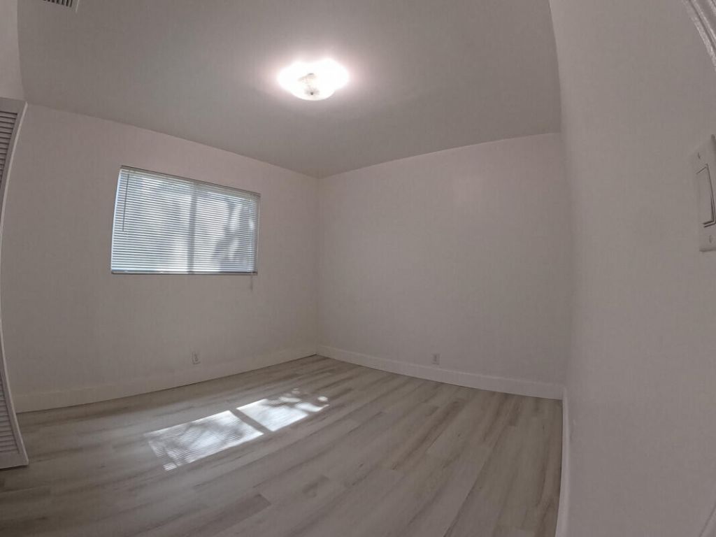 2300 Cleveland Street, Hollywood, FL 33020 Photo