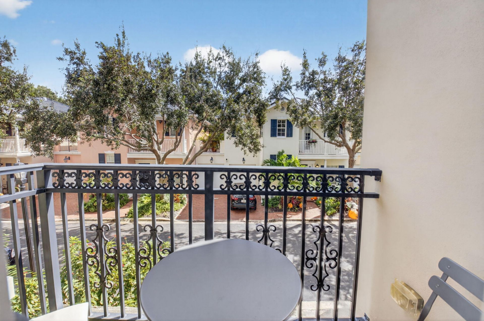 1054 E Heritage Club Circle, Delray Beach, FL 33483 Photo