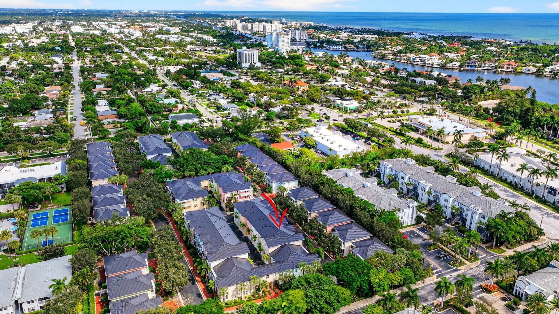 1054 E Heritage Club Circle, Delray Beach, FL 33483 Photo