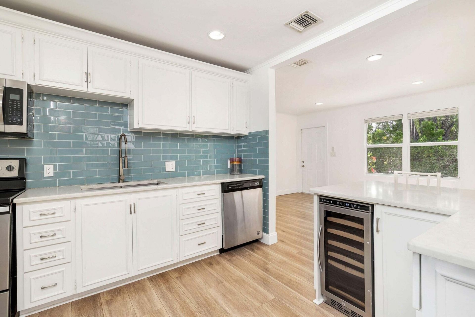 6312 Garden Avenue, West Palm Beach, FL 33405 Photo