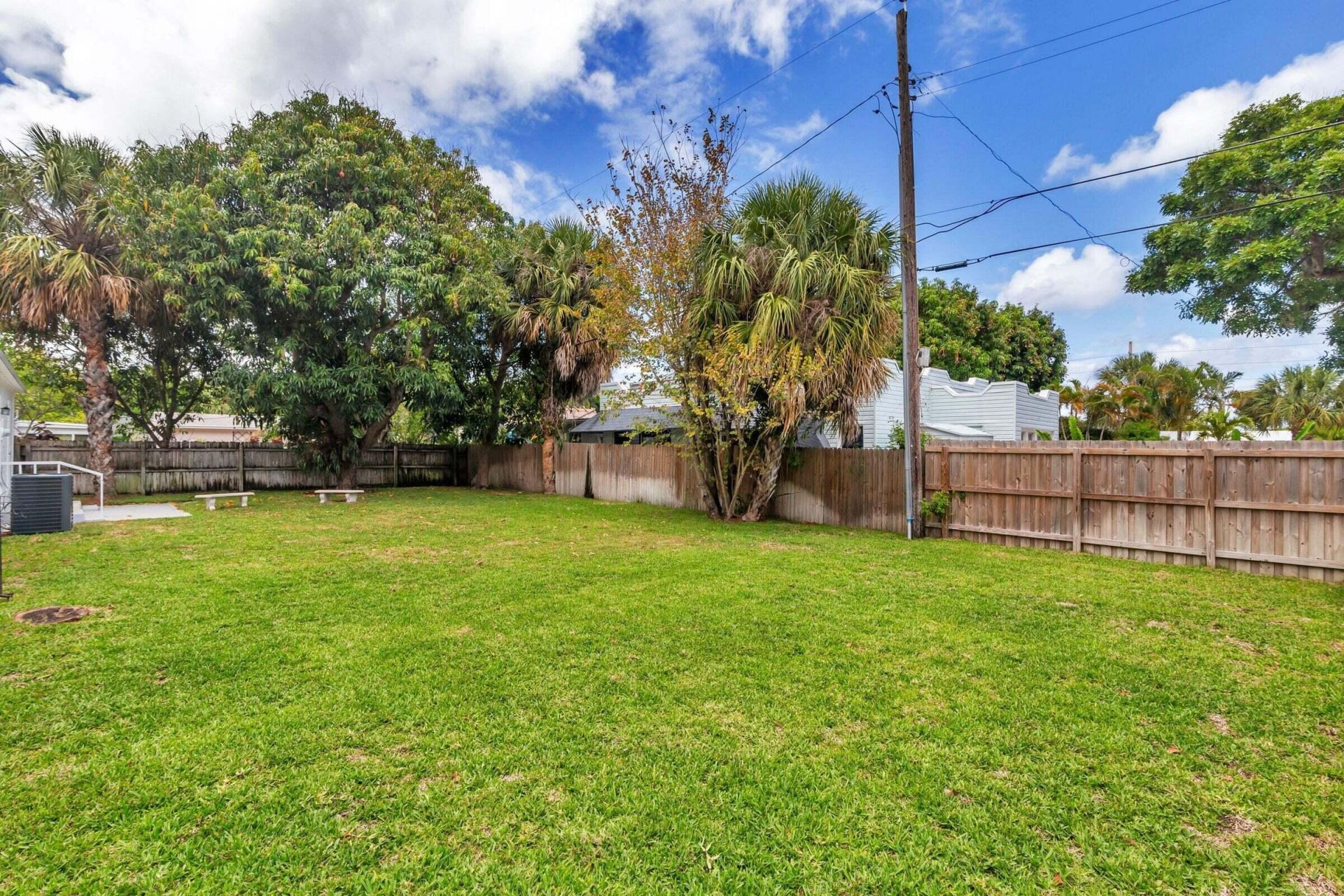 6312 Garden Avenue, West Palm Beach, FL 33405 Photo