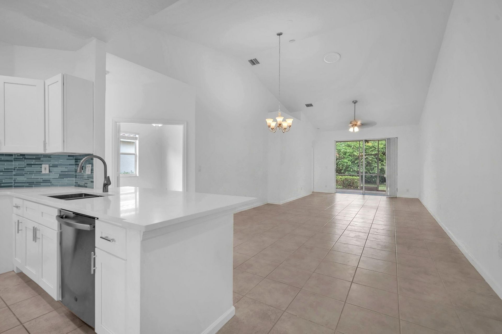 10788 Royal Caribbean Circle, Boynton Beach, FL 33437 Photo