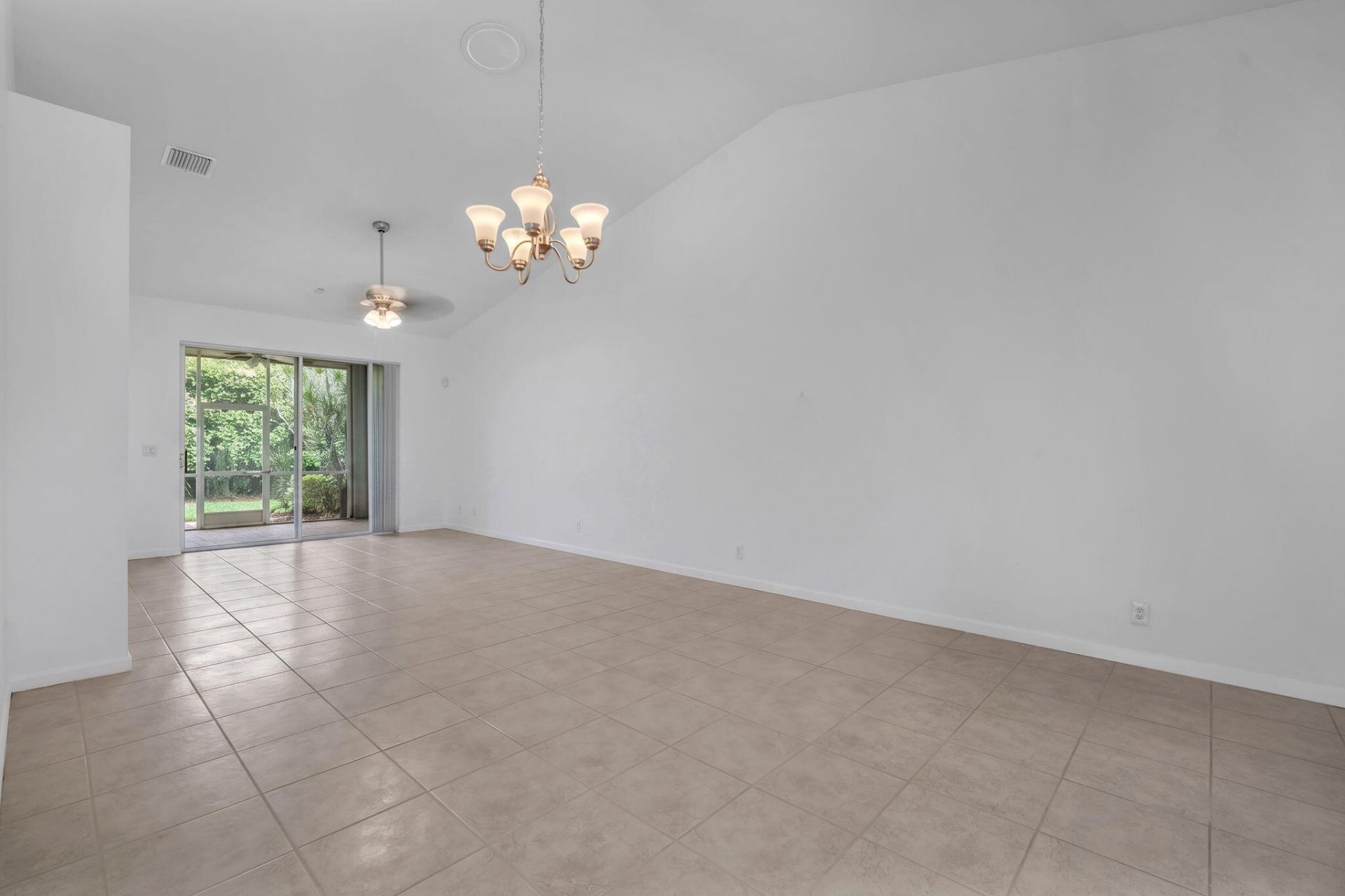 10788 Royal Caribbean Circle, Boynton Beach, FL 33437 Photo