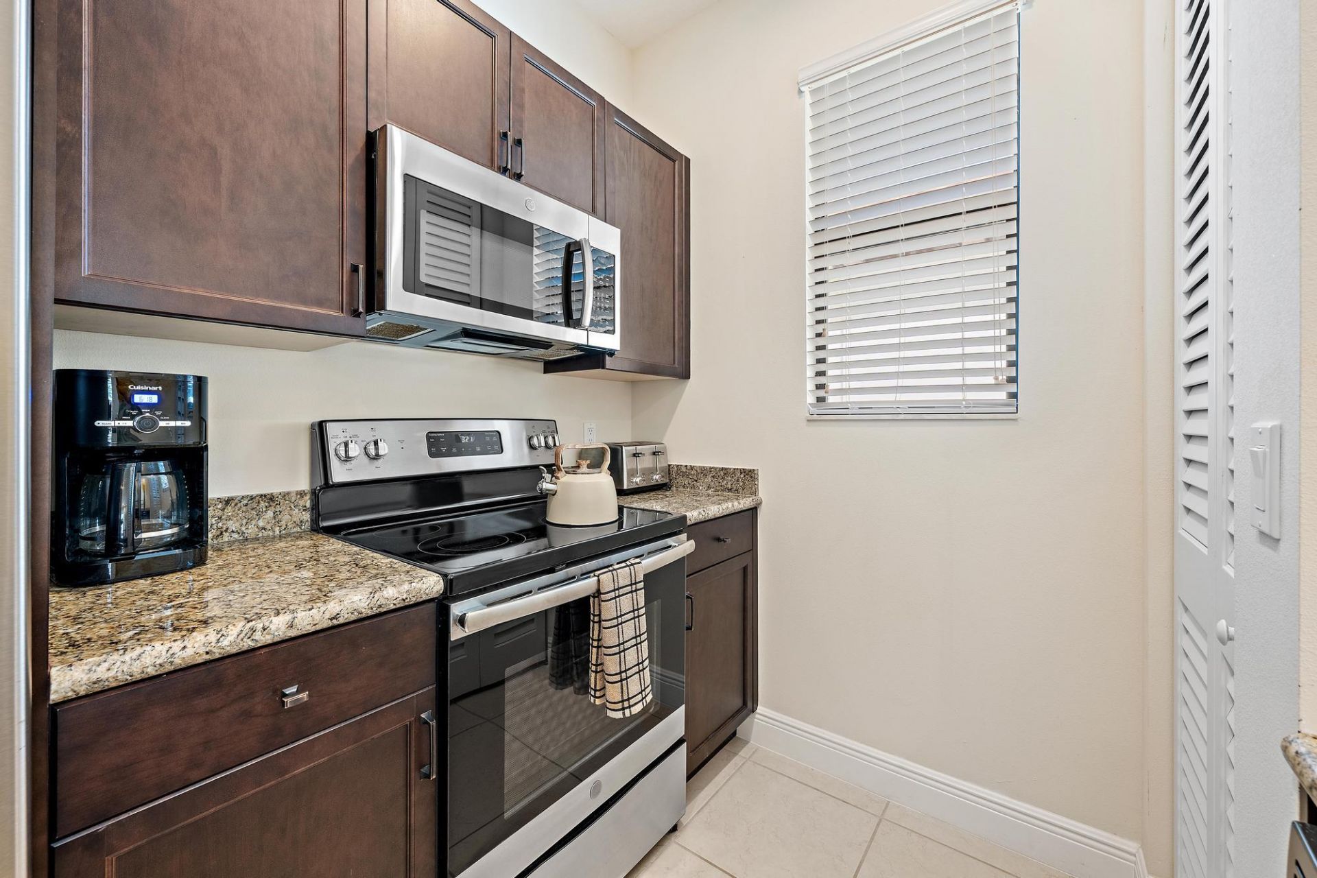 8023 Hobbes Way, Palm Beach Gardens, FL 33418 Photo