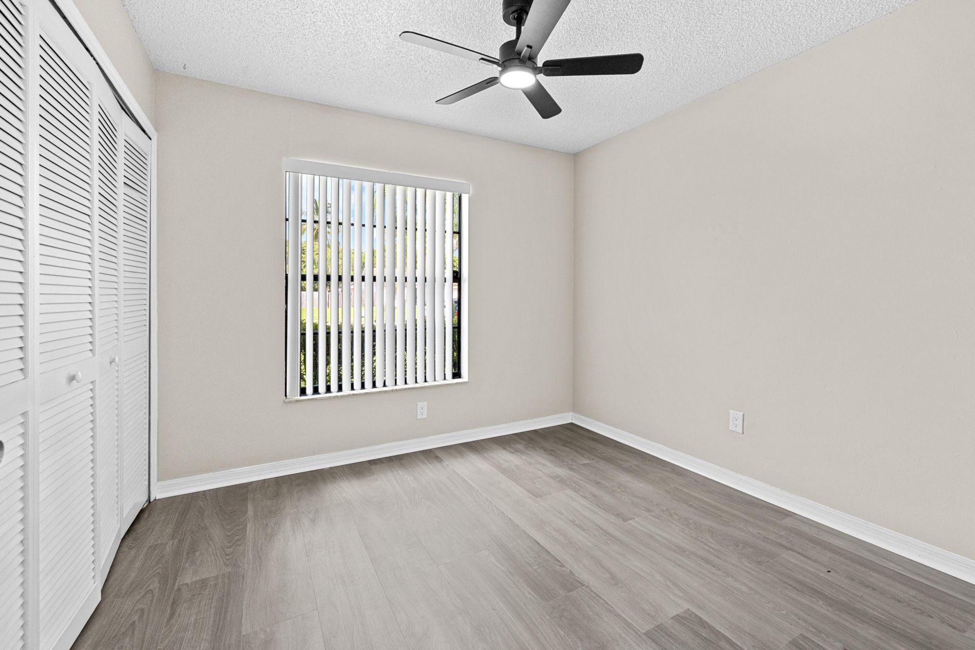1322 Denlow Lane, Royal Palm Beach, FL 33411 Photo