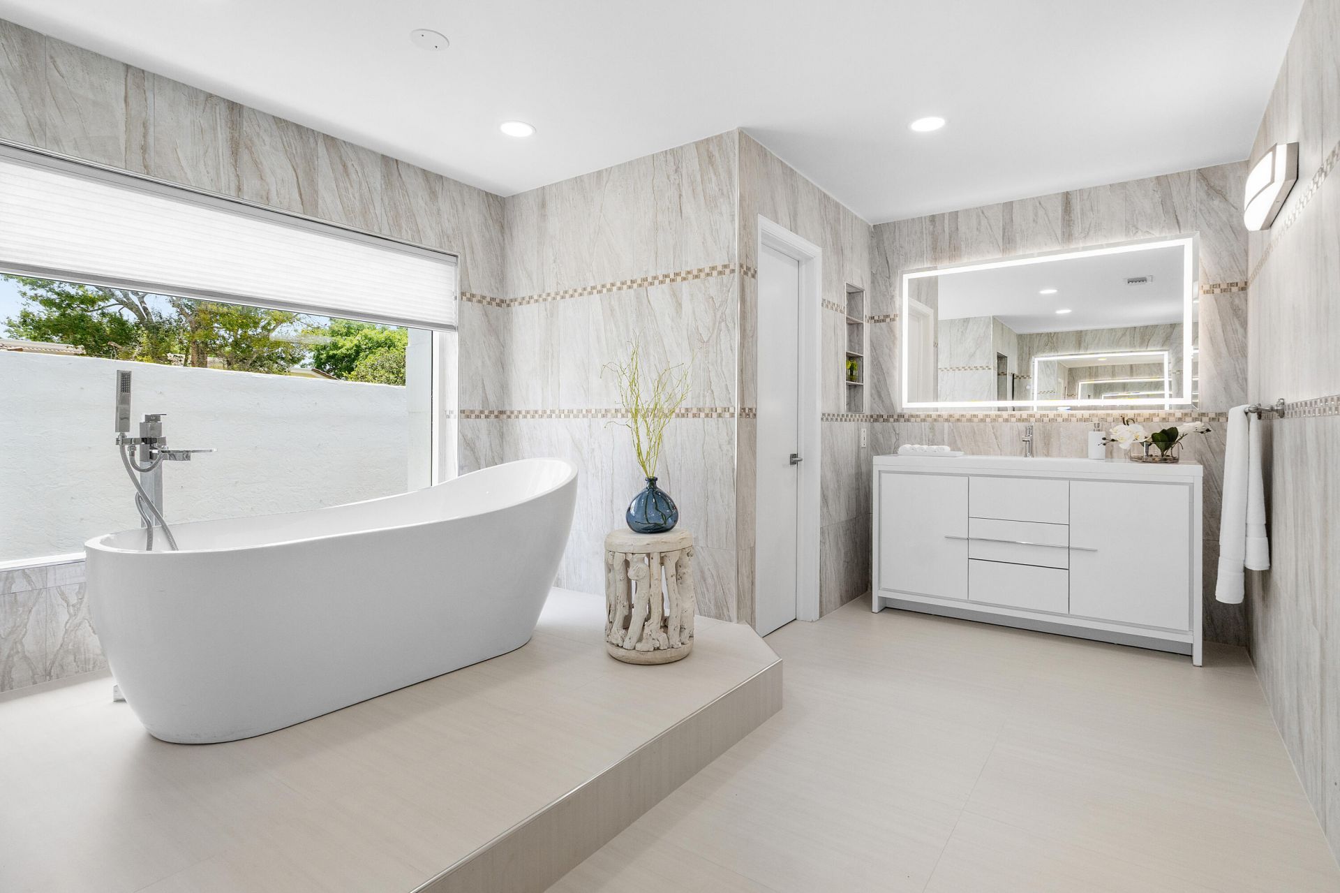 654 Pine Lake Drive, Delray Beach, FL 33445 Photo