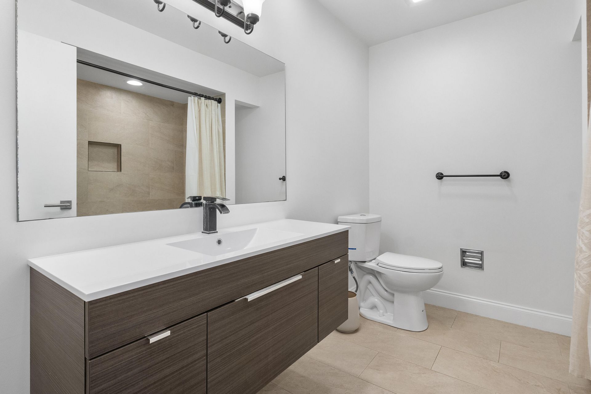 654 Pine Lake Drive, Delray Beach, FL 33445 Photo