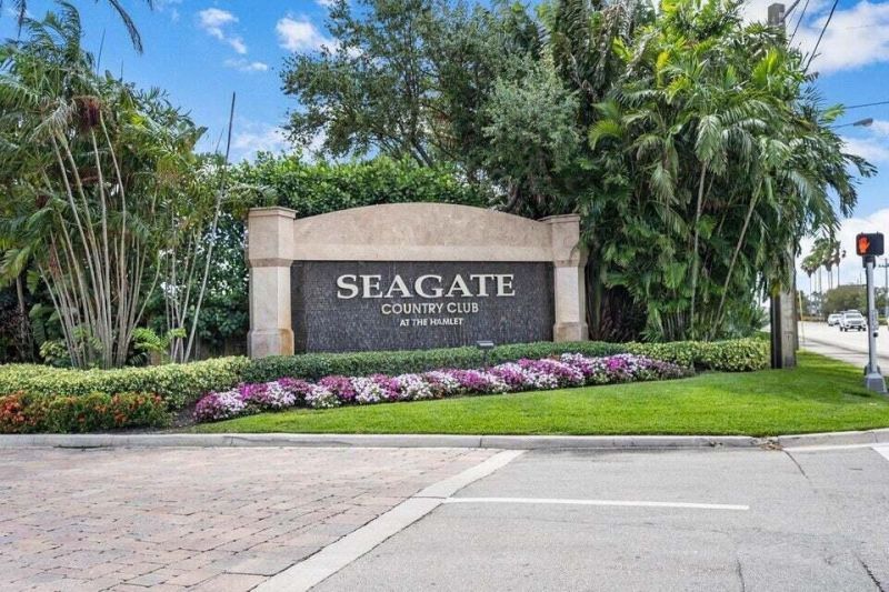 654 Pine Lake Drive, Delray Beach, FL 33445 Photo