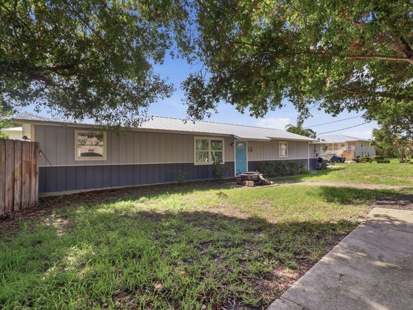 623 SW 35th Street, Palm City, FL 34990
