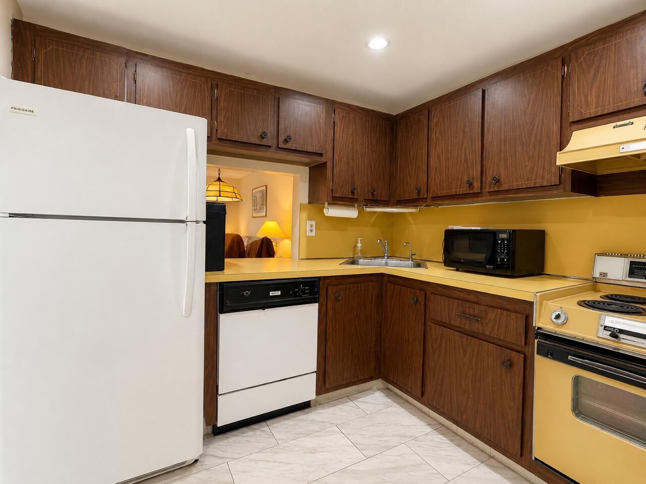 5901 NW 61st Avenue, Unit 105, Tamarac, FL 33319 Photo