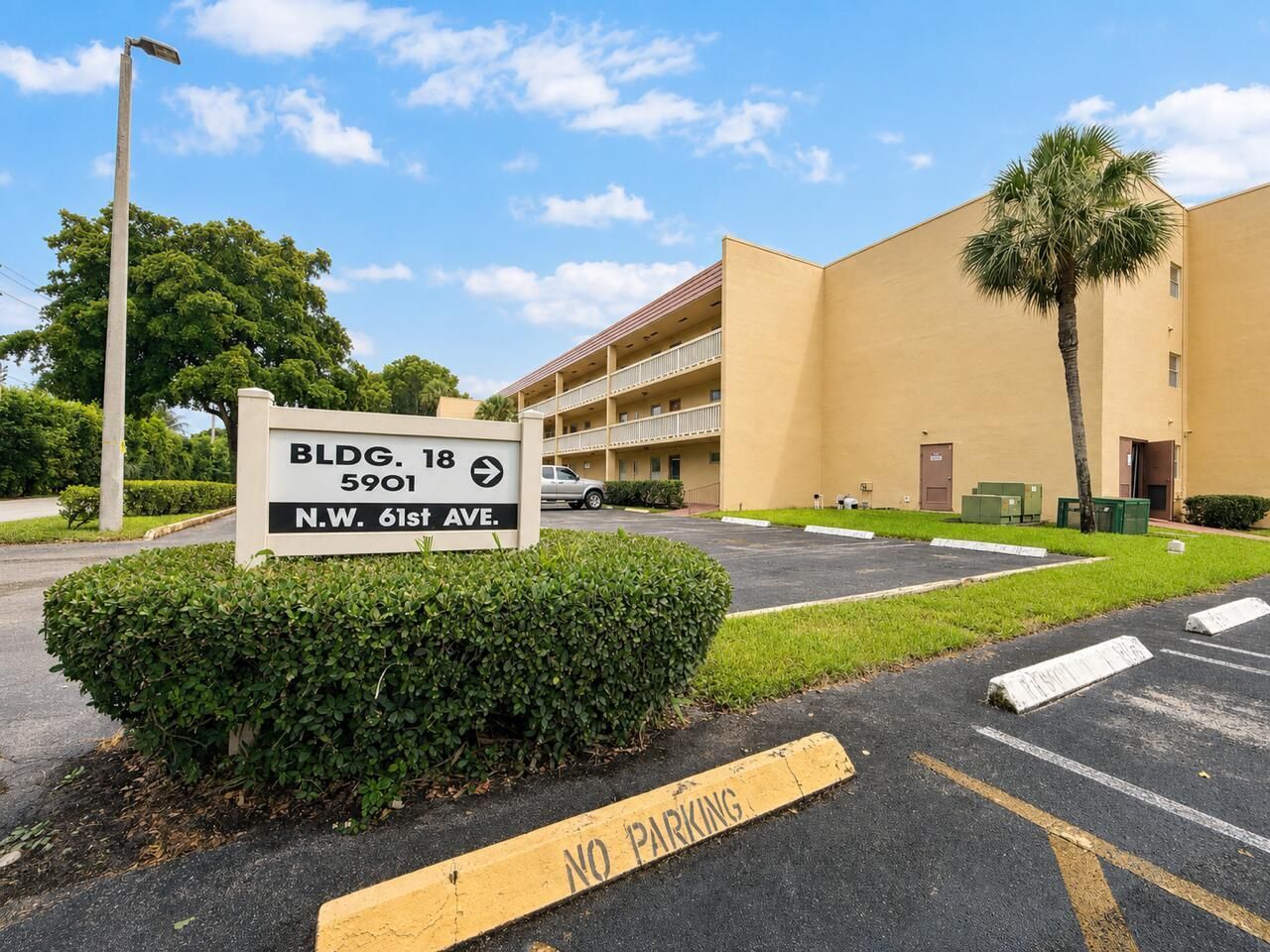 5901 NW 61st Avenue, Unit 105, Tamarac, FL 33319 Photo