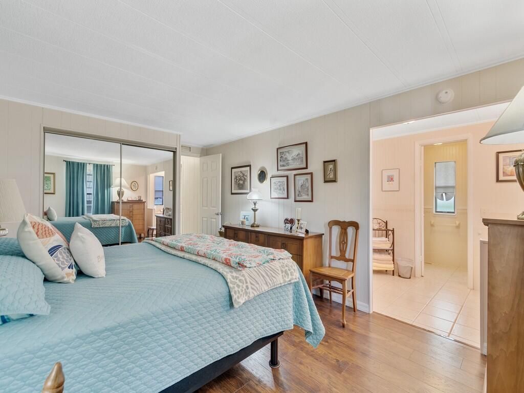 174 NE Emerald Drive, Jensen Beach, FL 34957 Photo