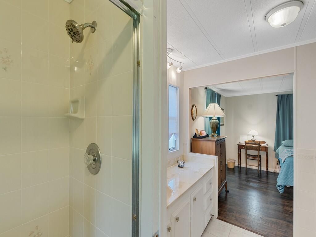 174 NE Emerald Drive, Jensen Beach, FL 34957 Photo