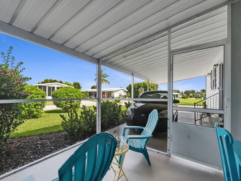174 NE Emerald Drive, Jensen Beach, FL 34957 Photo