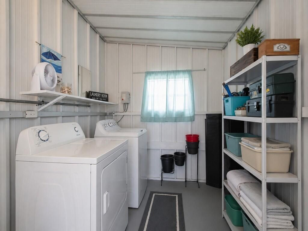 174 NE Emerald Drive, Jensen Beach, FL 34957 Photo