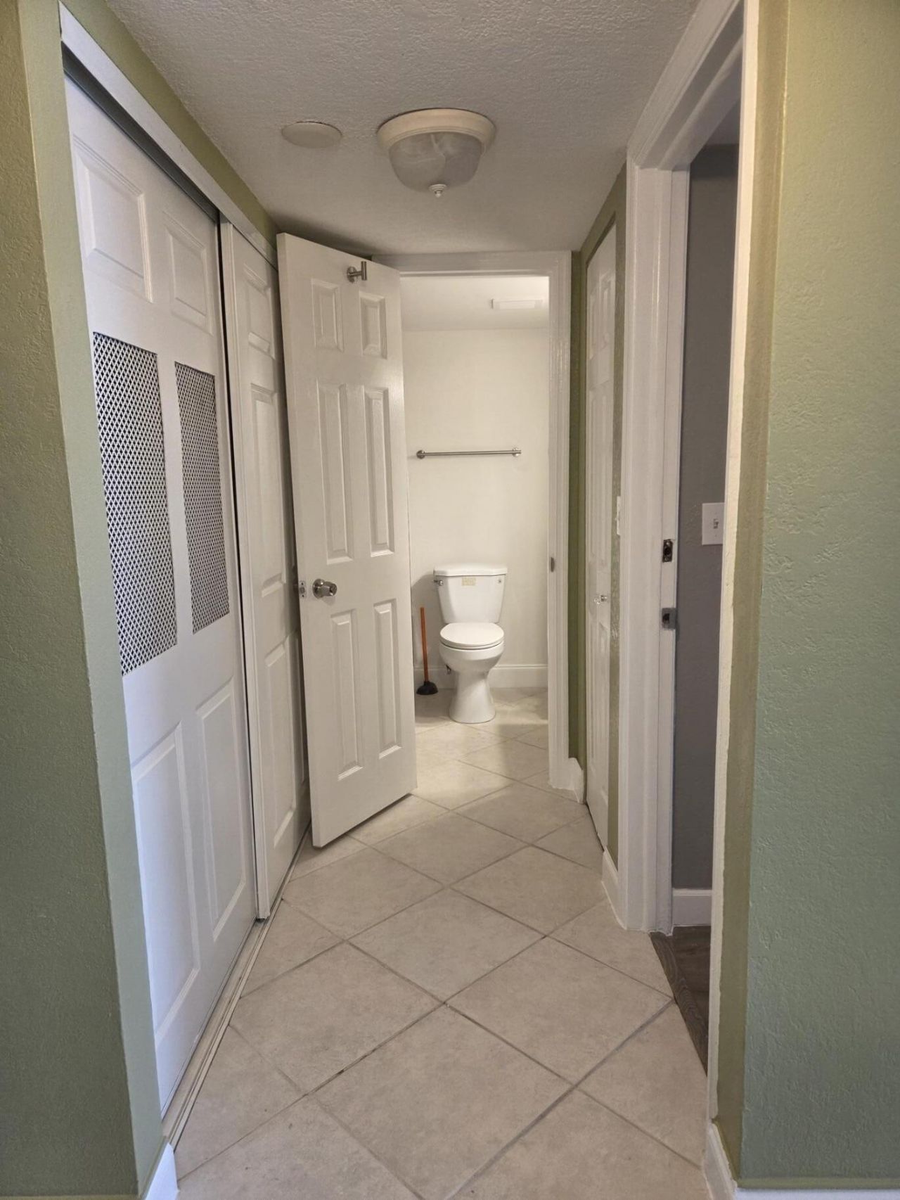 2998 Sunrise Lakes Drive E, Unit 411, Sunrise, FL 33322 Photo