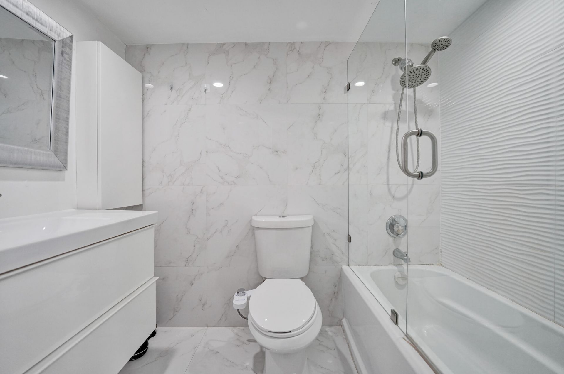 301 174th Street, Unit 1401, Sunny Isles Beach, FL 33160 Photo