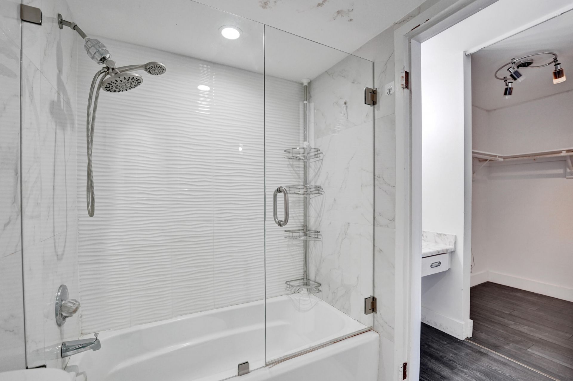 301 174th Street, Unit 1401, Sunny Isles Beach, FL 33160 Photo