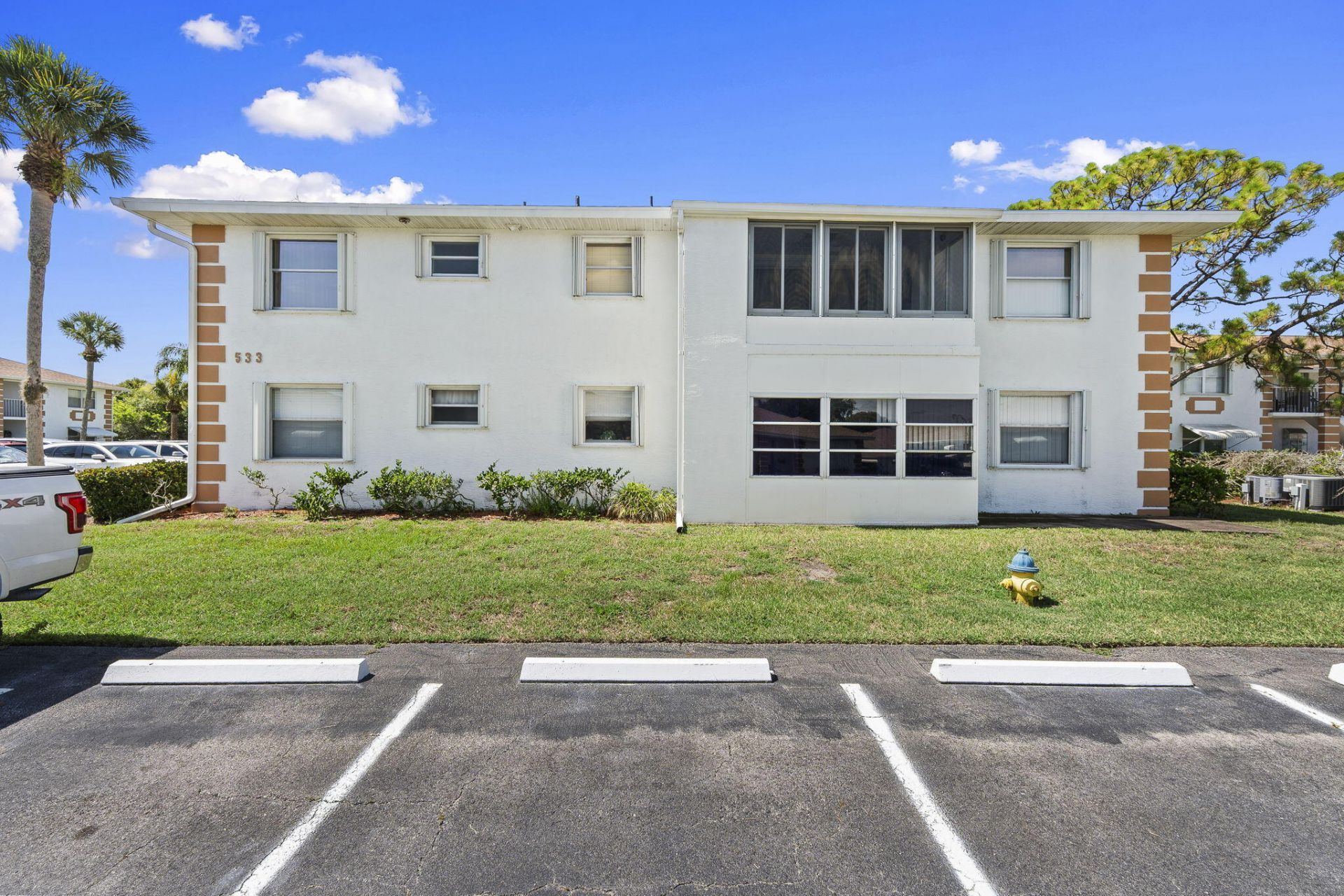 533 S Lakes End Drive, Unit D2, Fort Pierce, FL 34982 Photo