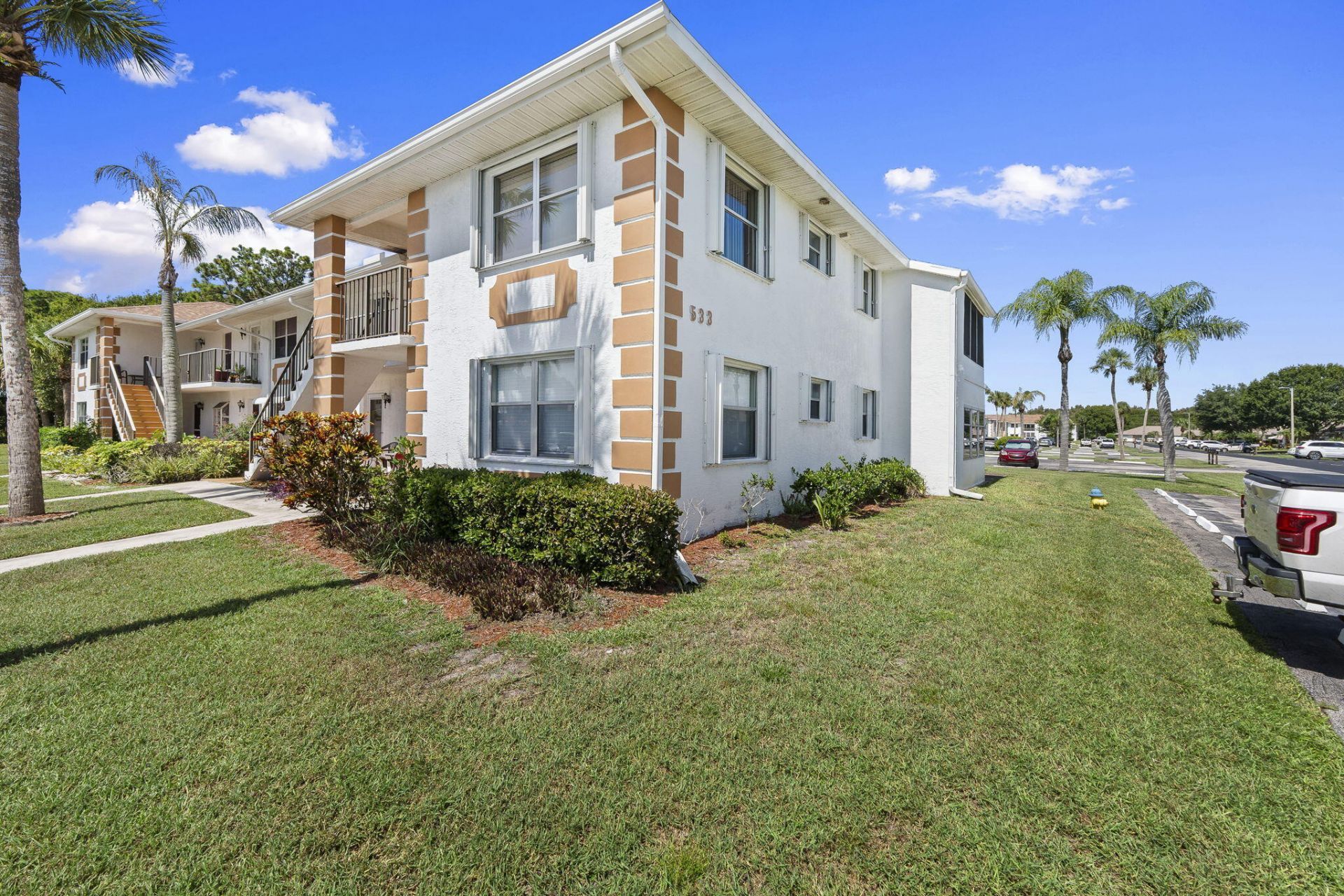 533 S Lakes End Drive, Unit D2, Fort Pierce, FL 34982 Photo