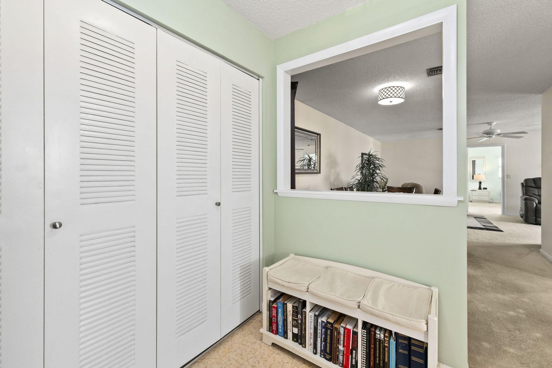 533 S Lakes End Drive, Unit D2, Fort Pierce, FL 34982 Photo