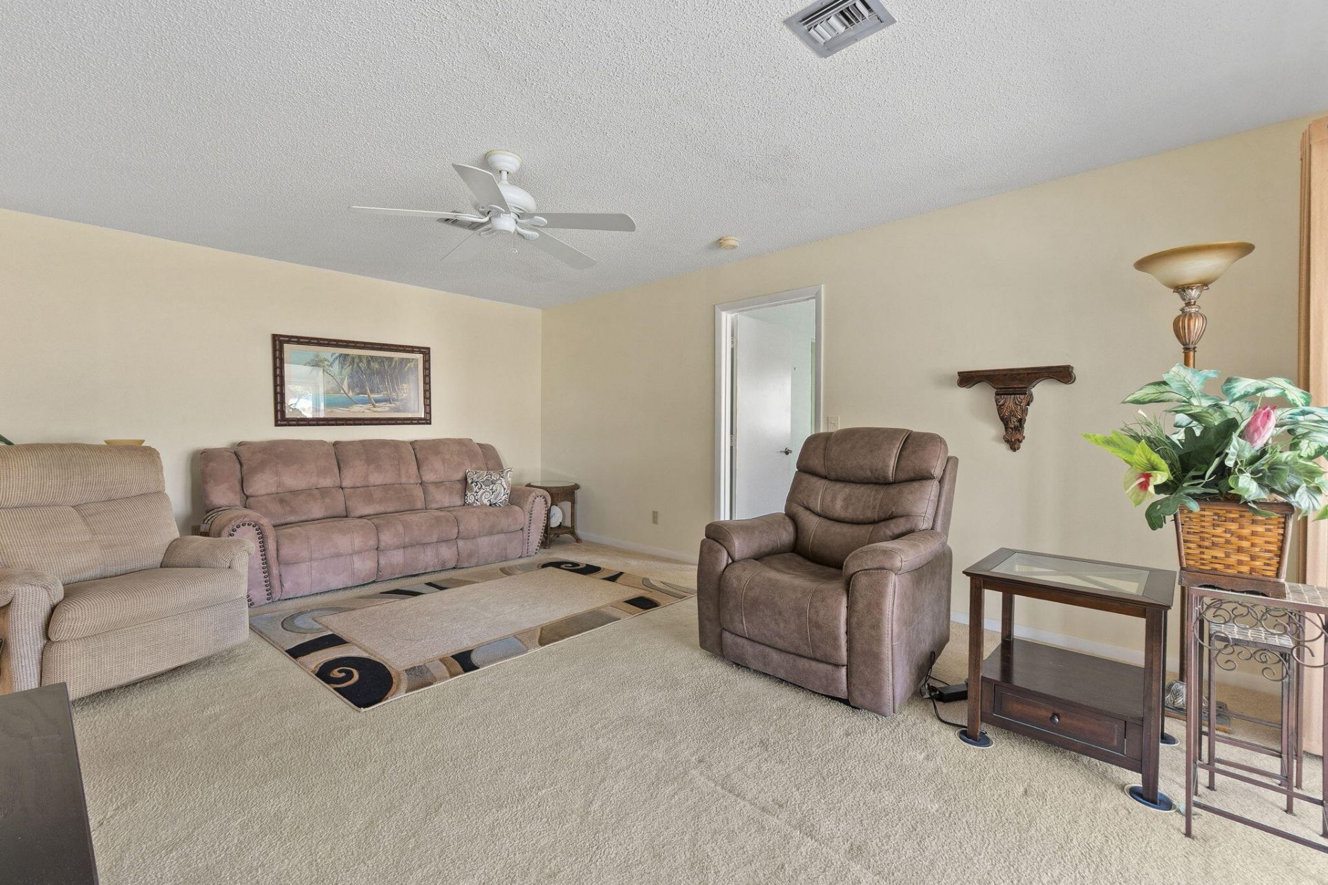 533 S Lakes End Drive, Unit D2, Fort Pierce, FL 34982 Photo