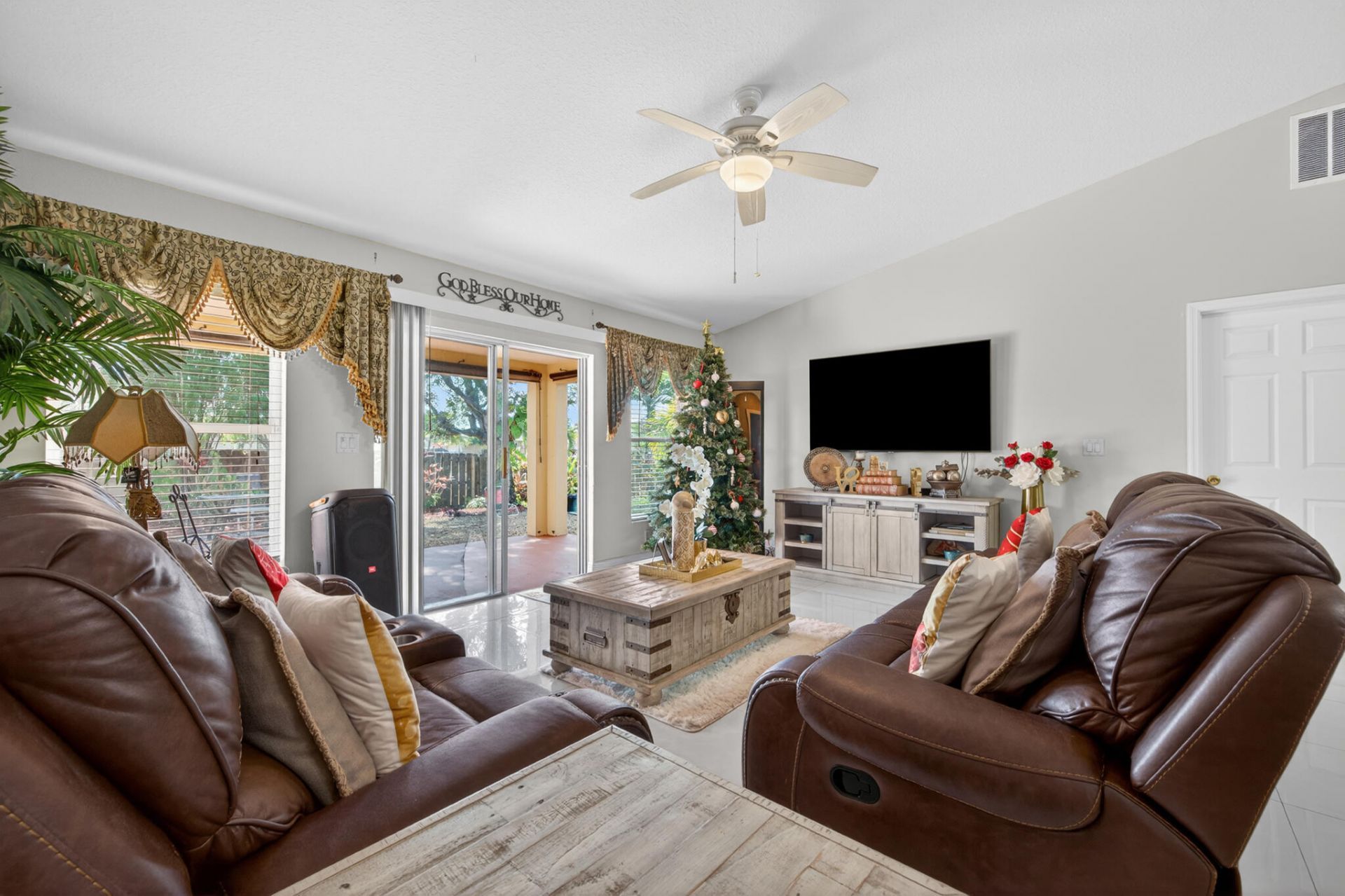 598 SW Kaabe Avenue, Port Saint Lucie, FL 34953 Photo