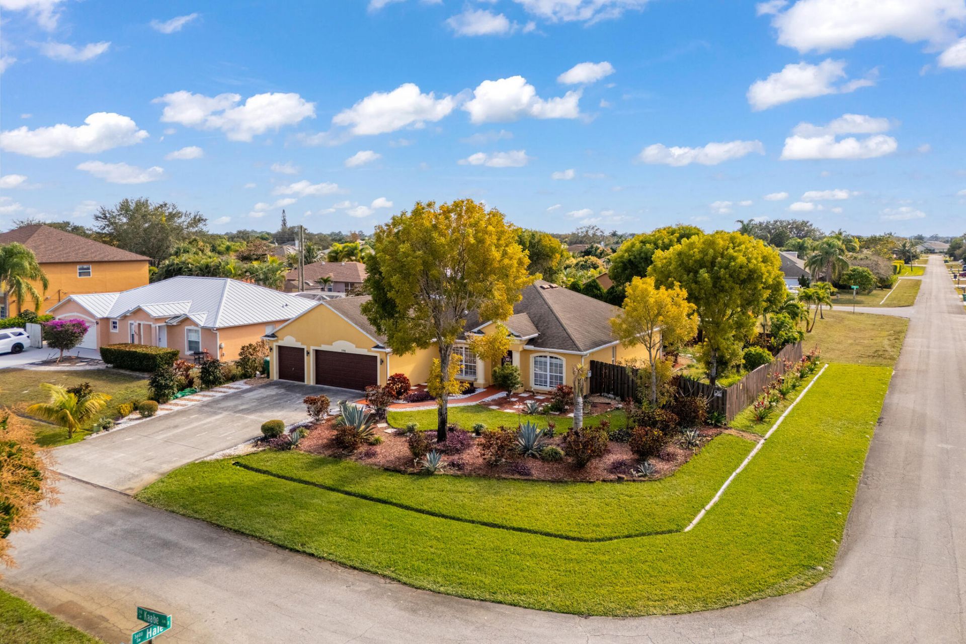 598 SW Kaabe Avenue, Port Saint Lucie, FL 34953 Photo