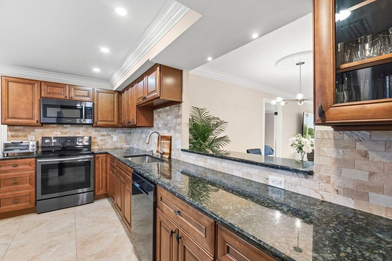 6000 NW 2nd Avenue, Unit #437, Boca Raton, FL 33487 Photo