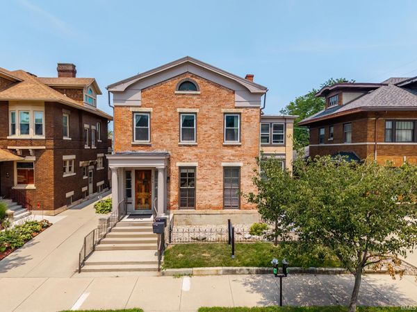 614 W Berry Street, Fort Wayne, IN 46802