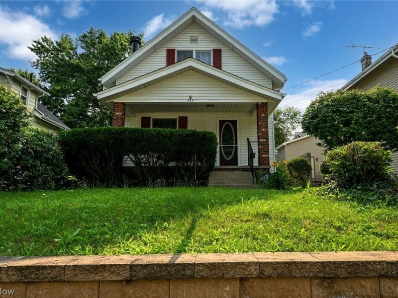 553 Princeton Avenue, Barberton, OH 44203 Photo 2