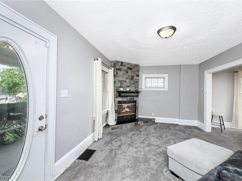 553 Princeton Avenue, Barberton, OH 44203 Photo 4