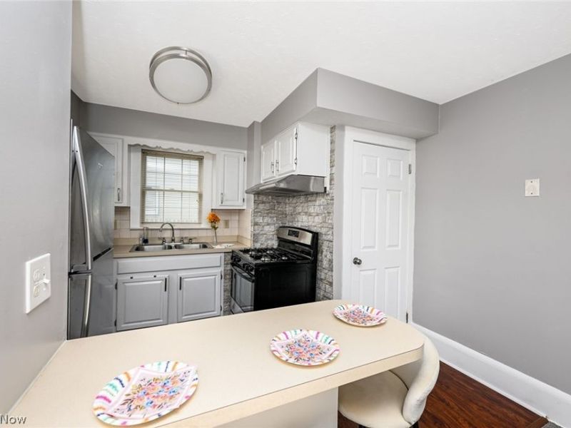 553 Princeton Avenue, Barberton, OH 44203 Photo 9